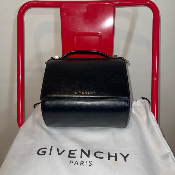 Givenchy Handbags - Givenchy Pandora Box Chain Bag